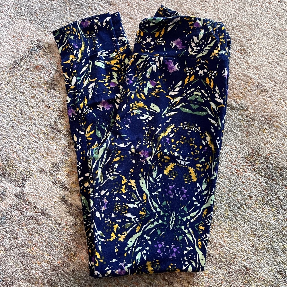 lularoe loved o/s leggings